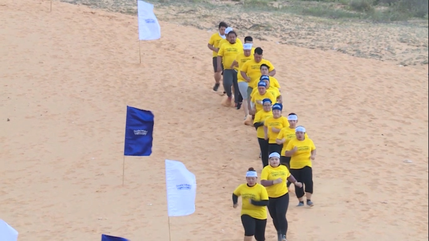 Bước nhảy ngàn cân ra mắt thí sinh nặng nhất lịch sử: 161kg! - Ảnh 18. Bước nhảy ngàn cân ra mắt thí sinh nặng nhất lịch sử: 161kg! - Ảnh 18.