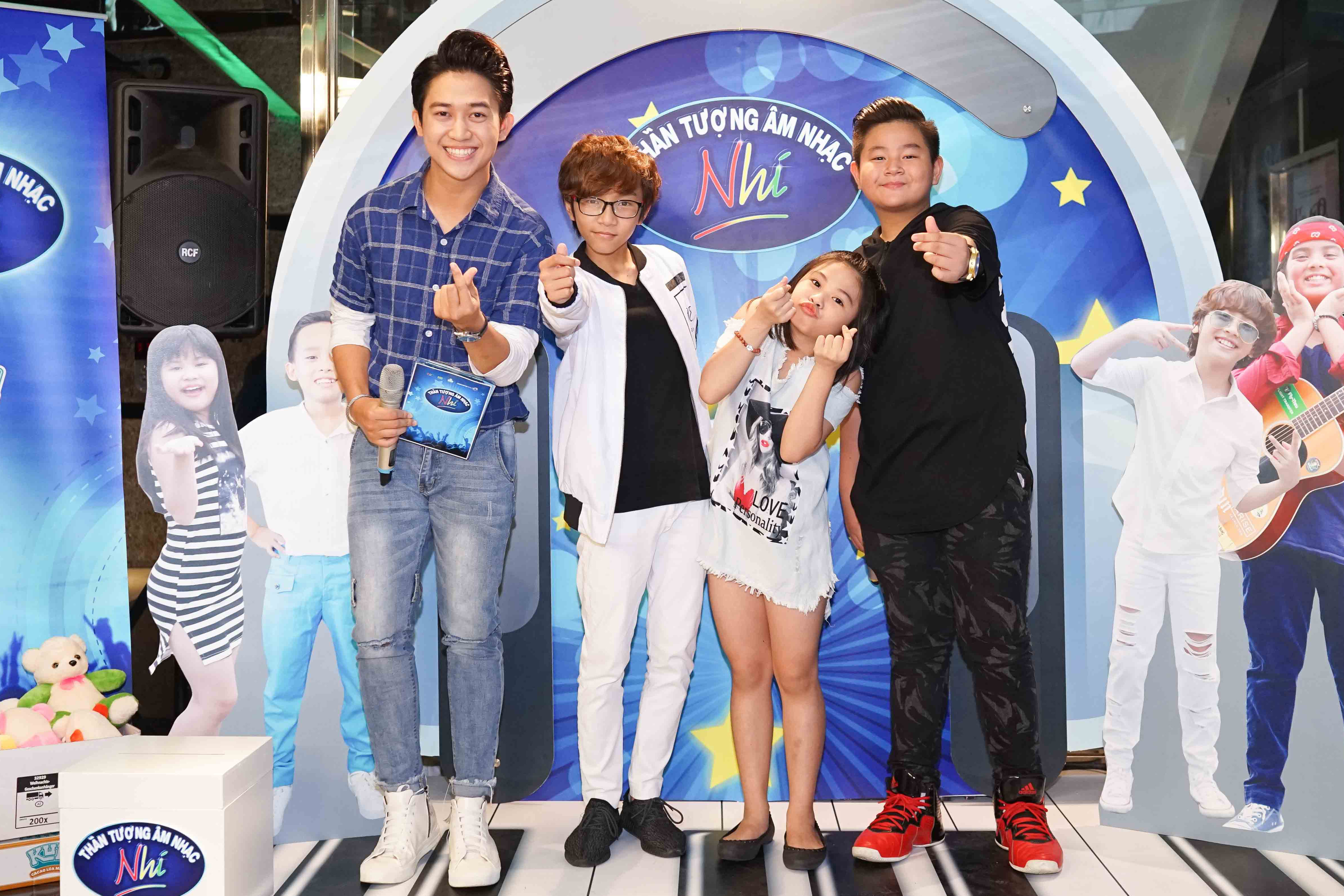 Hòa Minzy cùng Hồ Văn Cường hát Duyên phận cực ngọt ngào - Ảnh 5. Hòa Minzy cùng Hồ Văn Cường hát Duyên phận cực ngọt ngào - Ảnh 5.