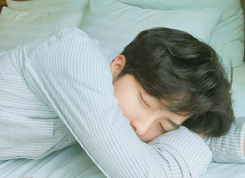 Đi tìm tư thế ngủ giúp tăng cường tối đa sức khỏe - Ảnh 1. Đi tìm tư thế ngủ giúp tăng cường tối đa sức khỏe - Ảnh 1.