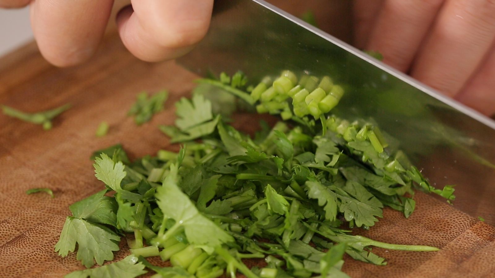 Con gái hay bị rối loạn kinh nguyệt thì nên bổ sung ngay những thực phẩm sau - Ảnh 3. Con gái hay bị rối loạn kinh nguyệt thì nên bổ sung ngay những thực phẩm sau - Ảnh 3.