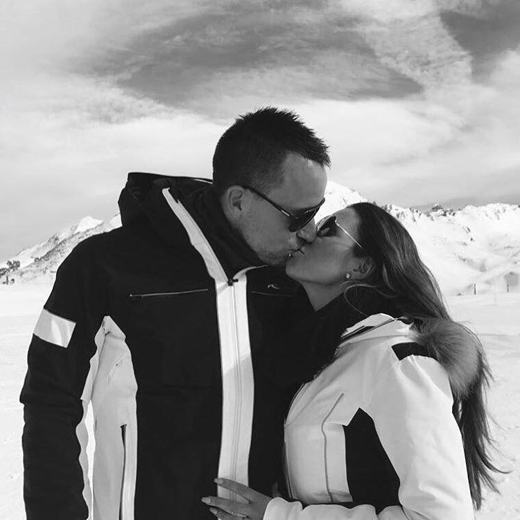 Mải mê du lịch, John Terry bị trộm vào nhà cuỗm mất 12 tỷ đồng - Ảnh 2. Mải mê du lịch, John Terry bị trộm vào nhà cuỗm mất 12 tỷ đồng - Ảnh 2.