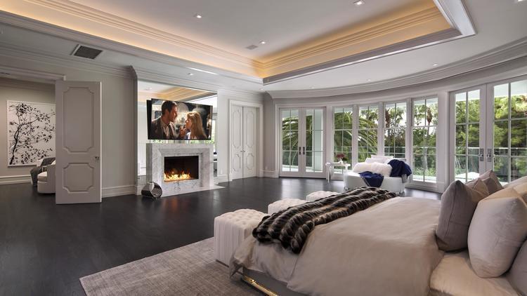 Sau trận đấu tỷ đô, Mayweather sắm siêu biệt thự sang chảnh - Ảnh 2. Sau trận đấu tỷ đô, Mayweather sắm siêu biệt thự sang chảnh - Ảnh 2.