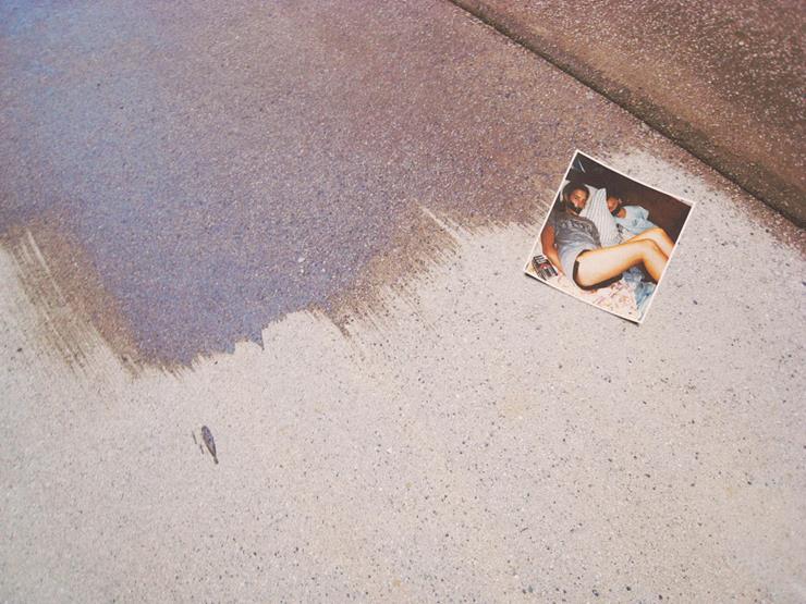 Bức ảnh bên vệ đường và bi kịch của 2 gia đình mất con, hơn 20 năm sau, sự thật vẫn là ẩn số - Ảnh 3. Bức ảnh bên vệ đường và bi kịch của 2 gia đình mất con, hơn 20 năm sau, sự thật vẫn là ẩn số - Ảnh 3.