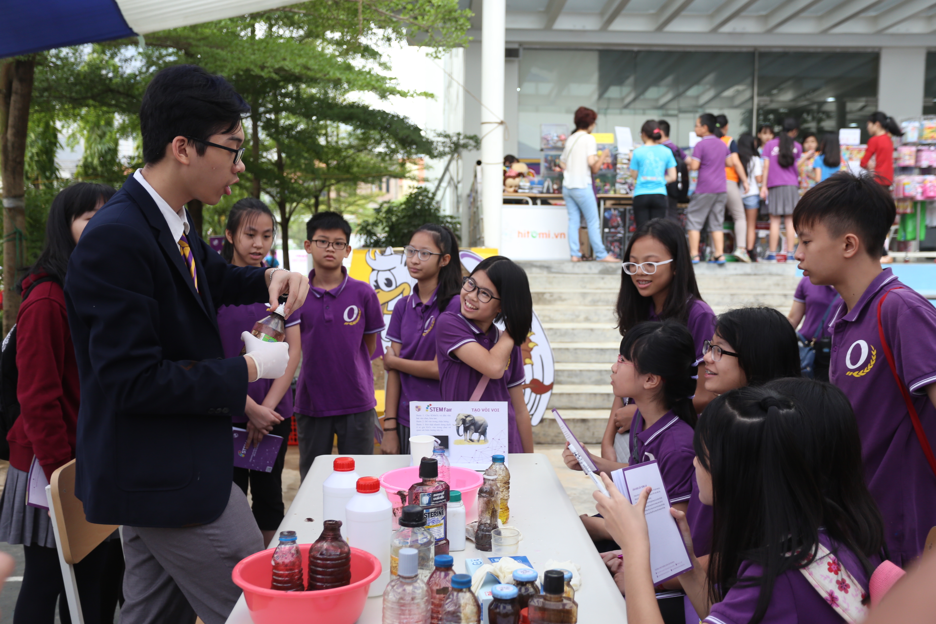 Không gian đầy sáng tạo ở Stem Fair - ngày hội khoa học dành cho học sinh Hà Nội - Ảnh 1. Không gian đầy sáng tạo ở Stem Fair - ngày hội khoa học dành cho học sinh Hà Nội - Ảnh 1.