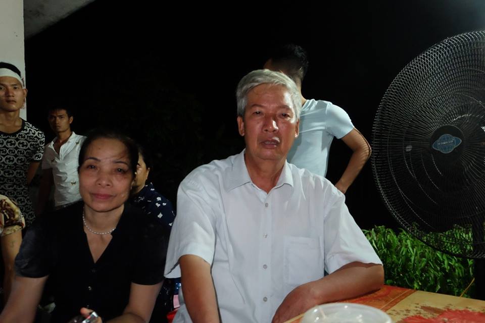 Vụ hỏa hoạn khiến 8 người tử vong ở xưởng bánh kẹo Hà Nội: 7 người ôm nhau chết cháy trong nhà tắm - Ảnh 8. Vụ hỏa hoạn khiến 8 người tử vong ở xưởng bánh kẹo Hà Nội: 7 người ôm nhau chết cháy trong nhà tắm - Ảnh 8.