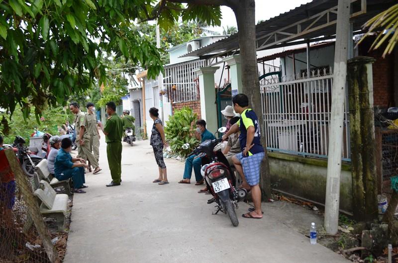 Người đàn ông tử vong trong căn nhà khóa trái cửa ở Sài Gòn - Ảnh 1. Người đàn ông tử vong trong căn nhà khóa trái cửa ở Sài Gòn - Ảnh 1.