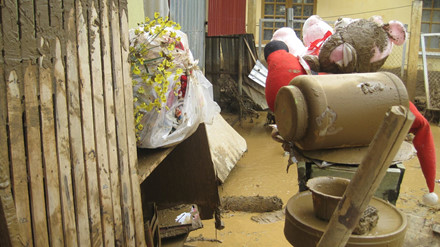 Xót xa Trường THPT Mù Cang Chải tan hoang sau cơn lũ quét - Ảnh 5. Xót xa Trường THPT Mù Cang Chải tan hoang sau cơn lũ quét - Ảnh 5.