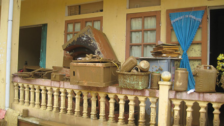 Xót xa Trường THPT Mù Cang Chải tan hoang sau cơn lũ quét - Ảnh 10. Xót xa Trường THPT Mù Cang Chải tan hoang sau cơn lũ quét - Ảnh 10.