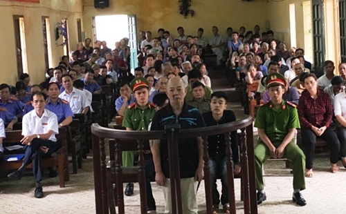 Giết vợ cũ vì đòi 50 ngàn đồng tiền ăn một ngày - Ảnh 1. Giết vợ cũ vì đòi 50 ngàn đồng tiền ăn một ngày - Ảnh 1.