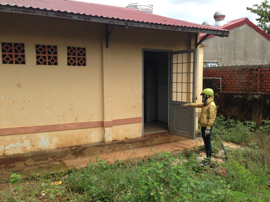 Một bảo vệ trường tiểu học nhiều lần hiếp dâm, dâm ô 6 học sinh - Ảnh 2. Một bảo vệ trường tiểu học nhiều lần hiếp dâm, dâm ô 6 học sinh - Ảnh 2.