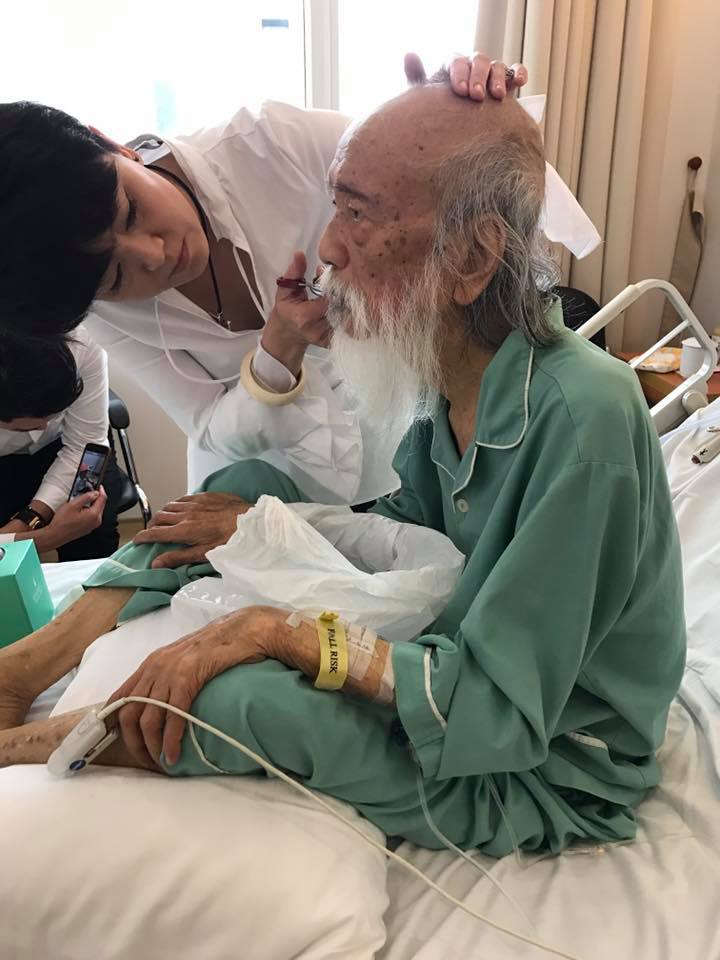 Khoảnh khắc bình dị của thầy Văn Như Cương qua những bức ảnh của cô giáo Văn Thùy Dương - Ảnh 12. Khoảnh khắc bình dị của thầy Văn Như Cương qua những bức ảnh của cô giáo Văn Thùy Dương - Ảnh 12.