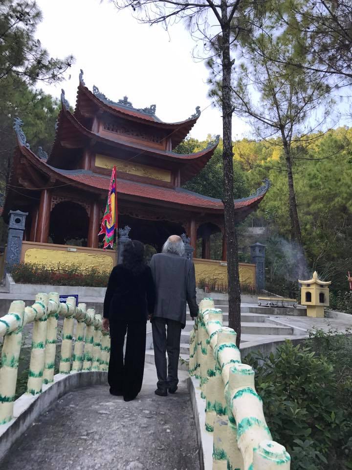 Khoảnh khắc bình dị của thầy Văn Như Cương qua những bức ảnh của cô giáo Văn Thùy Dương - Ảnh 5. Khoảnh khắc bình dị của thầy Văn Như Cương qua những bức ảnh của cô giáo Văn Thùy Dương - Ảnh 5.