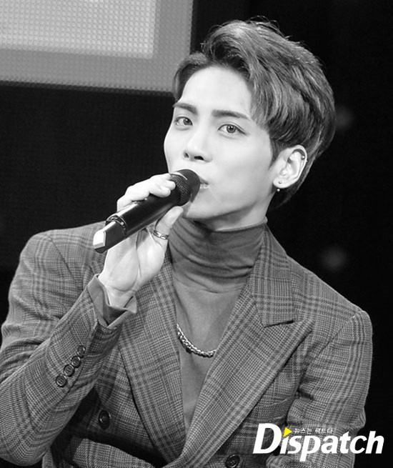 Hoàng Bách, Only C và loạt sao Việt tiếc thương trước sự ra đi của Jonghyun (SHINee) - Ảnh 1. Hoàng Bách, Only C và loạt sao Việt tiếc thương trước sự ra đi của Jonghyun (SHINee) - Ảnh 1.