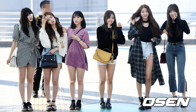 Đã mắt trước màn đọ sắc giữa nữ thần Irene và Qri, Umji lột bỏ mác nữ thần tượng xấu nhất Kpop - Ảnh 12. Đã mắt trước màn đọ sắc giữa nữ thần Irene và Qri, Umji lột bỏ mác nữ thần tượng xấu nhất Kpop - Ảnh 12.