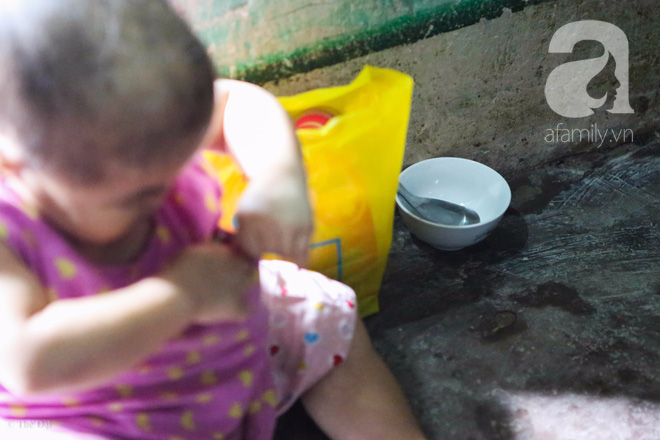 Cô gái gần 30 vẫn mang hình hài của đứa trẻ 2 tuổi: Lủi thủi trong nhà cả đời, không có bạn cùng chơi - Ảnh 20. Cô gái gần 30 vẫn mang hình hài của đứa trẻ 2 tuổi: Lủi thủi trong nhà cả đời, không có bạn cùng chơi - Ảnh 20.