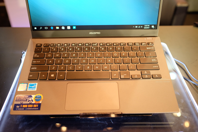 ASUS trình làng hàng loạt laptop mới tại Việt Nam, tập trung vào viền siêu mỏng và lượng pin cao - Ảnh 3. ASUS trình làng hàng loạt laptop mới tại Việt Nam, tập trung vào viền siêu mỏng và lượng pin cao - Ảnh 3.