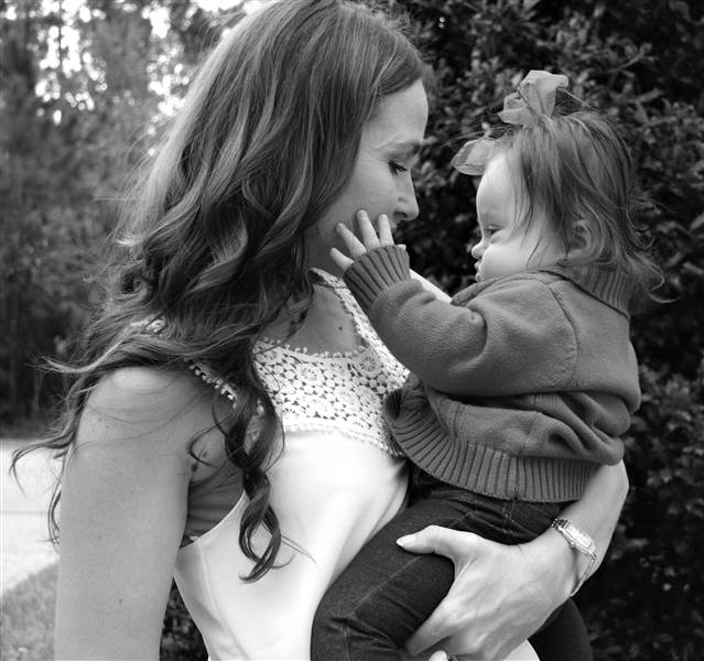 Lá thư người mẹ có con gái bị Down gửi vị bác sĩ từng khuyên cô phá thai khiến nhiều người suy ngẫm - Ảnh 3. Lá thư người mẹ có con gái bị Down gửi vị bác sĩ từng khuyên cô phá thai khiến nhiều người suy ngẫm - Ảnh 3.