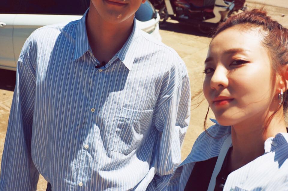 Chị em đũa lệch nhà Dara tự sướng nhưng không thành và lý do đằng sau bỗng gây bão cộng đồng mạng - Ảnh 3. Chị em đũa lệch nhà Dara tự sướng nhưng không thành và lý do đằng sau bỗng gây bão cộng đồng mạng - Ảnh 3.