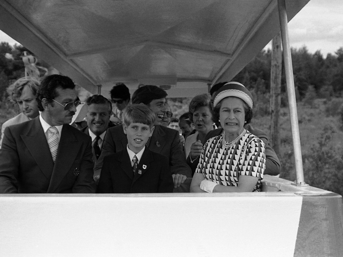 Chân dung Hoàng gia Anh từ những ngày xửa ngày xưa cho đến tận bây giờ - Ảnh 27. Chân dung Hoàng gia Anh từ những ngày xửa ngày xưa cho đến tận bây giờ - Ảnh 27.