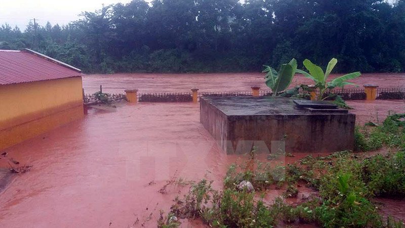 Sạt lở đất đá ở Lai Châu vùi lấp 2 bố con - Ảnh 5. Sạt lở đất đá ở Lai Châu vùi lấp 2 bố con - Ảnh 5.