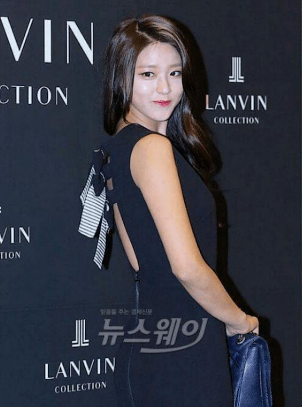 Tuyển tập những lần xấu không muốn nhìn lại của các đại mỹ nhân làng giải trí trong sự kiện, thảm đỏ - Ảnh 10. Tuyển tập những lần xấu không muốn nhìn lại của các đại mỹ nhân làng giải trí trong sự kiện, thảm đỏ - Ảnh 10.