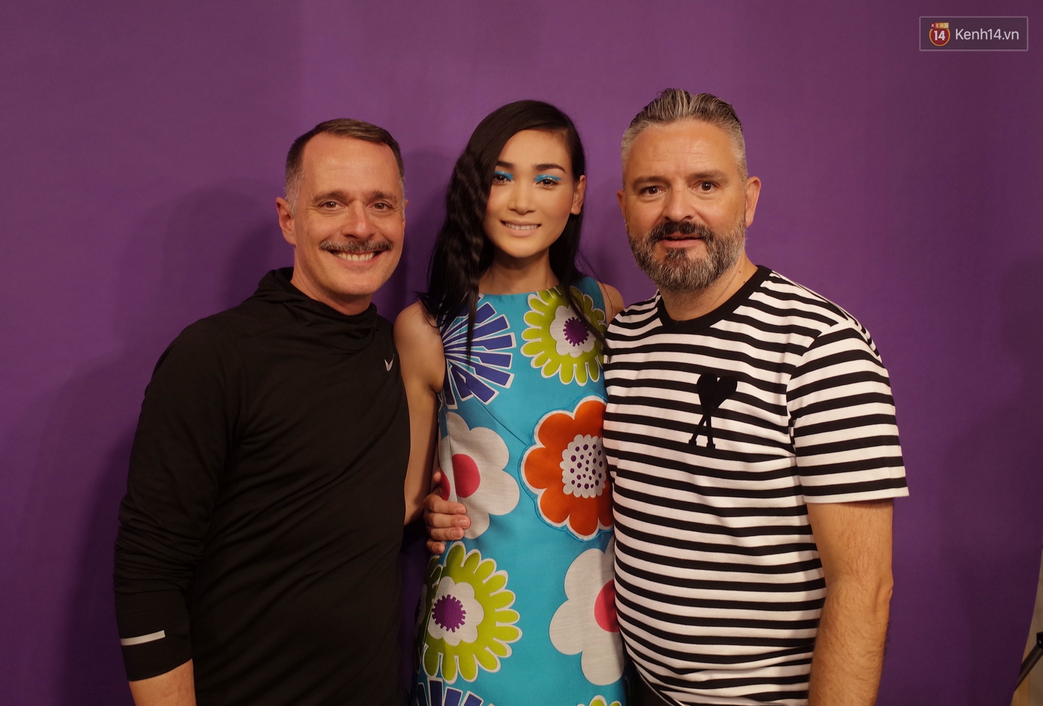 Clip độc quyền: Thùy Trang kết show Ralbot Runhof tại Paris Fashion Week, nhận cát xê khủng ngay sau buổi diễn - Ảnh 12. Clip độc quyền: Thùy Trang kết show Ralbot Runhof tại Paris Fashion Week, nhận cát xê khủng ngay sau buổi diễn - Ảnh 12.