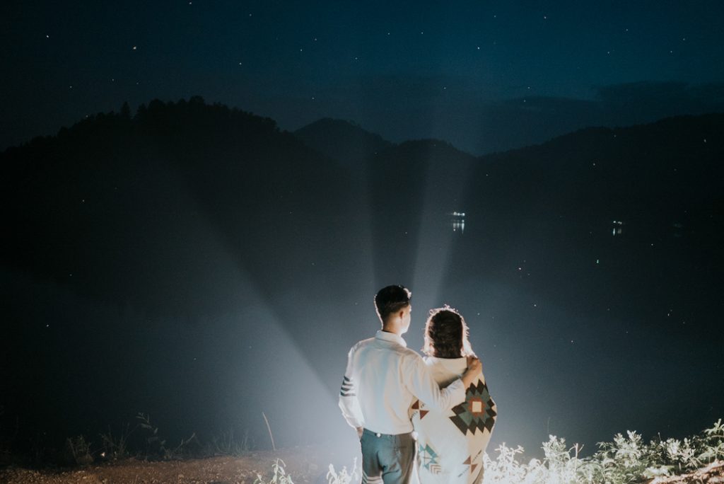 Lễ cưới bình dị mà đẹp lạ lùng của cặp đôi Việt được tạp chí nước ngoài hết lời ca ngợi - Ảnh 27. Lễ cưới bình dị mà đẹp lạ lùng của cặp đôi Việt được tạp chí nước ngoài hết lời ca ngợi - Ảnh 27.
