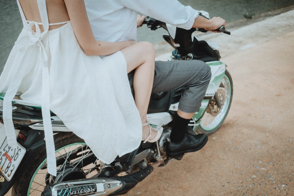 Lễ cưới bình dị mà đẹp lạ lùng của cặp đôi Việt được tạp chí nước ngoài hết lời ca ngợi - Ảnh 5. Lễ cưới bình dị mà đẹp lạ lùng của cặp đôi Việt được tạp chí nước ngoài hết lời ca ngợi - Ảnh 5.