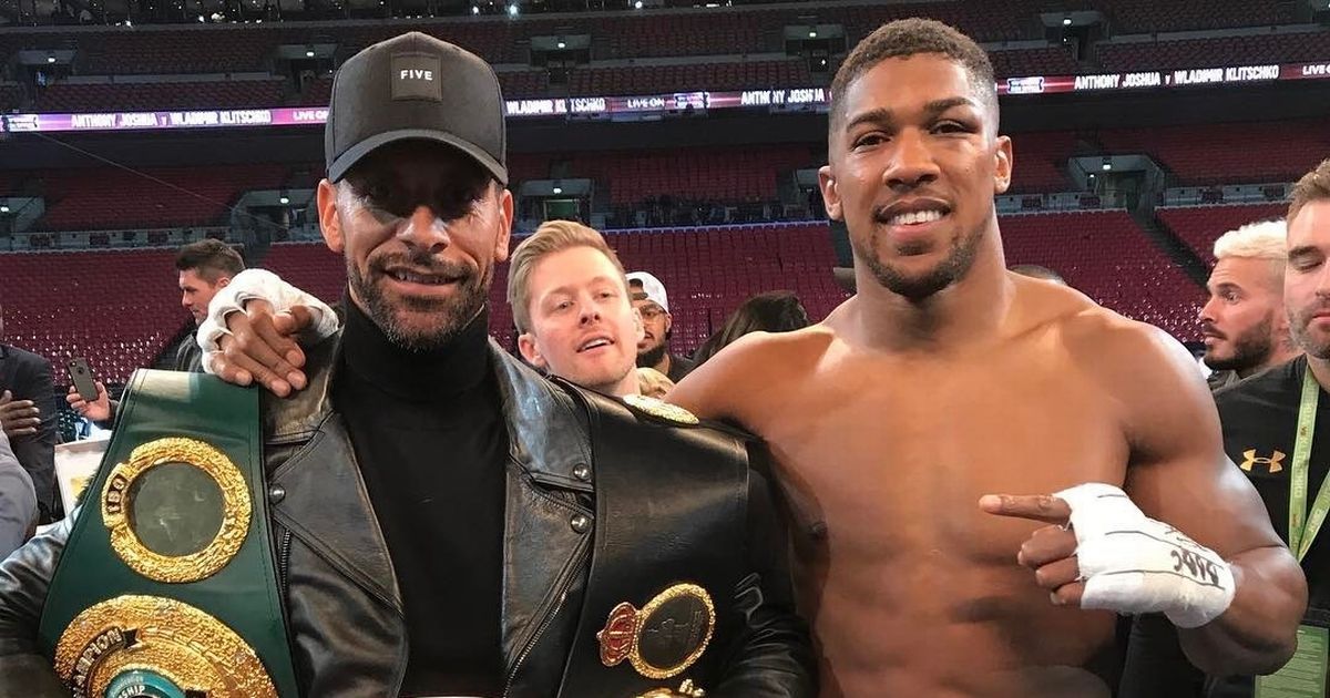 Huyền thoại Man Utd đổi nghề làm võ sỹ boxing chuyên nghiệp - Ảnh 1. Huyền thoại Man Utd đổi nghề làm võ sỹ boxing chuyên nghiệp - Ảnh 1.
