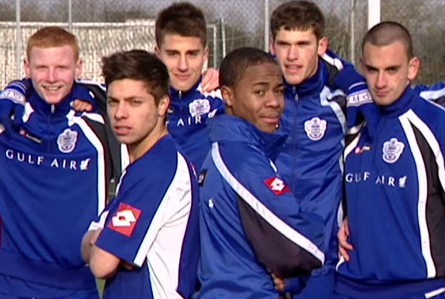 Tuổi thơ dữ dội của Raheem Sterling: Ăn… đạn để thành công - Ảnh 4. Tuổi thơ dữ dội của Raheem Sterling: Ăn… đạn để thành công - Ảnh 4.