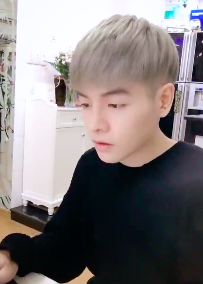 Nhìn hình ảnh mới của sao Việt này mới thấy phẫu thuật thẩm mỹ chính là phép màu thực sự! - Ảnh 2. Nhìn hình ảnh mới của sao Việt này mới thấy phẫu thuật thẩm mỹ chính là phép màu thực sự! - Ảnh 2.