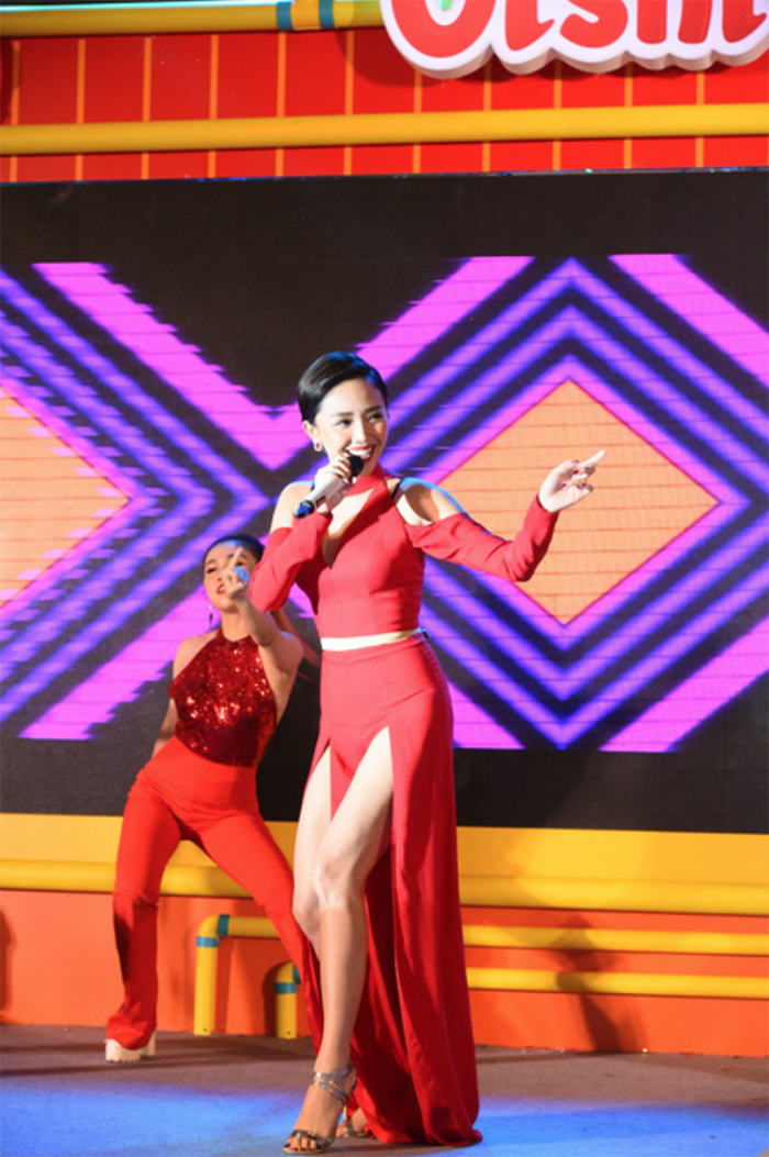 Fan phiêu bất tận với màn trình diễn đặc sắc của thần tượng - Ảnh 3. Fan phiêu bất tận với màn trình diễn đặc sắc của thần tượng - Ảnh 3.