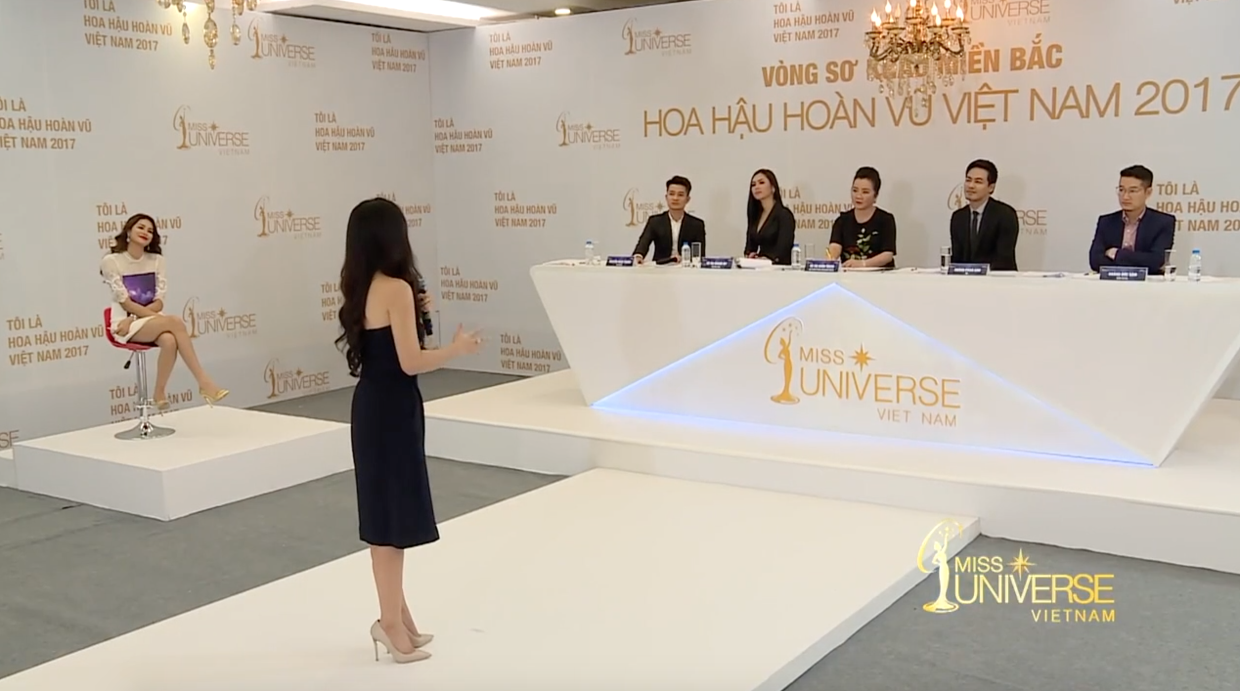 Thí sinh Hoa hậu Hoàn vũ hồn nhiên trả lời: Muốn như chị Phạm Hương, có vương miện thì nhiều show, kiếm nhiều tiền! - Ảnh 3. Thí sinh Hoa hậu Hoàn vũ hồn nhiên trả lời: Muốn như chị Phạm Hương, có vương miện thì nhiều show, kiếm nhiều tiền! - Ảnh 3.