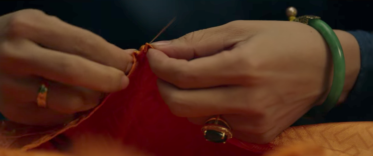 Là đả nữ nhưng Ngô Thanh Vân cũng phải trầy trật với cây kim, sợi chỉ - Ảnh 6. Là đả nữ nhưng Ngô Thanh Vân cũng phải trầy trật với cây kim, sợi chỉ - Ảnh 6.