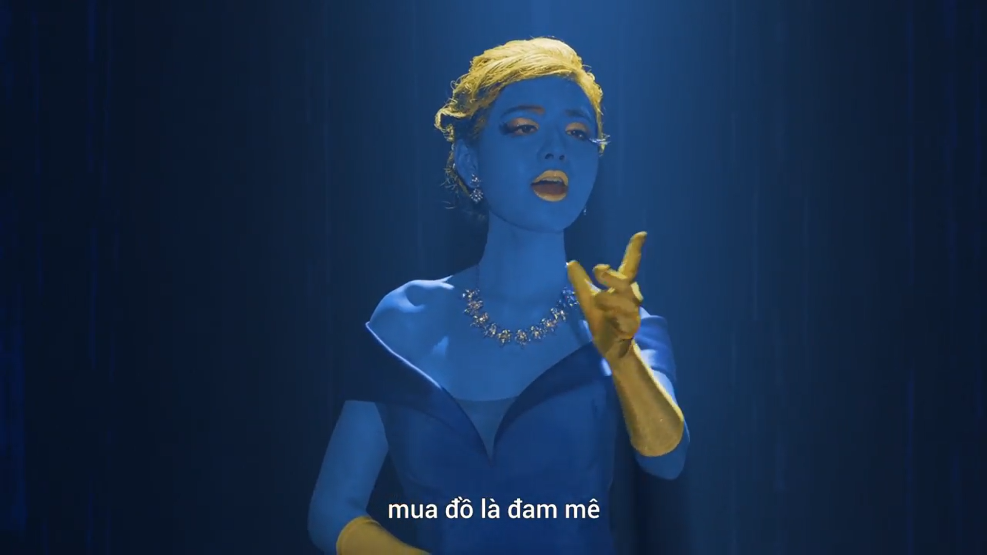 Không chê được nữa, quảng cáo Điện máy xanh trên nền nhạc Duyên phận xuất sắc quá rồi! - Ảnh 2. Không chê được nữa, quảng cáo Điện máy xanh trên nền nhạc Duyên phận xuất sắc quá rồi! - Ảnh 2.