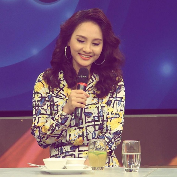 Nữ chính Sống Chung Với Mẹ Chồng gặp sự cố lộ hàng, nhưng mọi sự không như bạn tưởng - Ảnh 4. Nữ chính Sống Chung Với Mẹ Chồng gặp sự cố lộ hàng, nhưng mọi sự không như bạn tưởng - Ảnh 4.