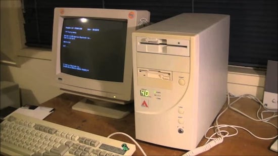 '. Chỉ 8x, 9x mới đầu mới nhớ chúng ta đã từng dùng Internet khổ sở như thế này đây .'