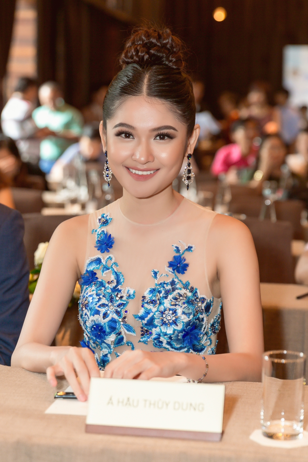 Cùng diện đầm xuyên thấu, bộ đôi Á hậu Huyền My - Thùy Dung lộng lẫy đọ sắc tại sự kiện - Ảnh 6. Cùng diện đầm xuyên thấu, bộ đôi Á hậu Huyền My - Thùy Dung lộng lẫy đọ sắc tại sự kiện - Ảnh 6.
