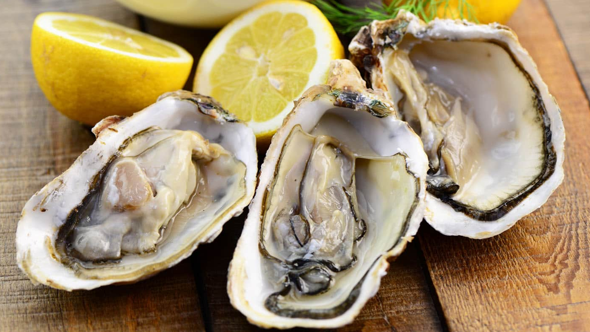 Tóc dài và dày nhanh rõ rệt nhờ bổ sung những thực phẩm chẳng bao giờ nghĩ tới này - Ảnh 1. Tóc dài và dày nhanh rõ rệt nhờ bổ sung những thực phẩm chẳng bao giờ nghĩ tới này - Ảnh 1.