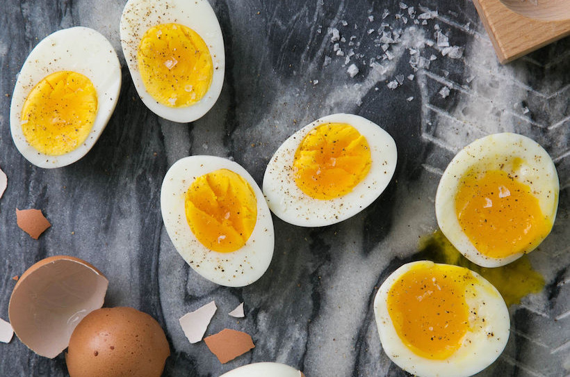 Tóc dài và dày nhanh rõ rệt nhờ bổ sung những thực phẩm chẳng bao giờ nghĩ tới này - Ảnh 4. Tóc dài và dày nhanh rõ rệt nhờ bổ sung những thực phẩm chẳng bao giờ nghĩ tới này - Ảnh 4.