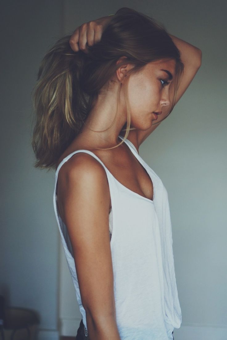 Không có nhiều tiền đi spa dưỡng tóc thì nhất định phải nhớ các nguyên tắc chăm sóc tóc này - Ảnh 1. Không có nhiều tiền đi spa dưỡng tóc thì nhất định phải nhớ các nguyên tắc chăm sóc tóc này - Ảnh 1.