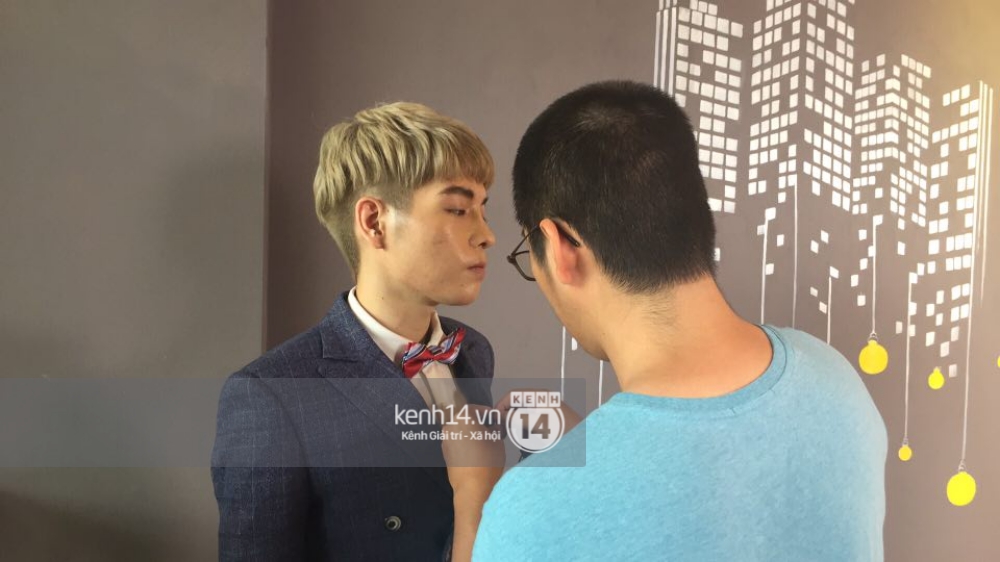 Đức Phúc The Voice sẵn sàng cho buổi livestream sau phẫu thuật thẩm mỹ - Ảnh 2. Đức Phúc The Voice sẵn sàng cho buổi livestream sau phẫu thuật thẩm mỹ - Ảnh 2.