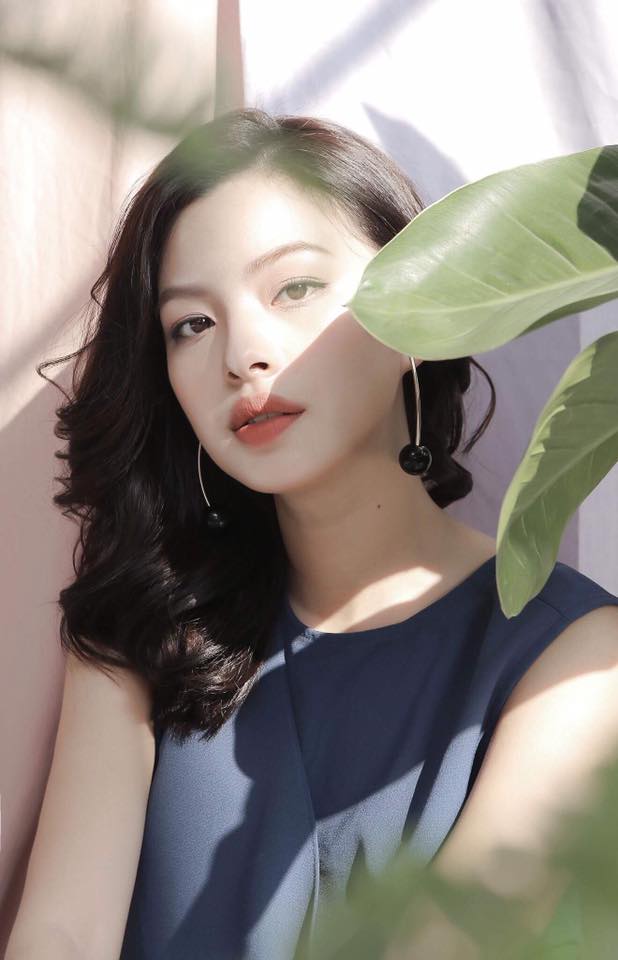 Đang xinh như thế, Tú Hảo bỗng bị dìm không thương tiếc vì chọn nhầm kiểu tóc - Ảnh 3. Đang xinh như thế, Tú Hảo bỗng bị dìm không thương tiếc vì chọn nhầm kiểu tóc - Ảnh 3.