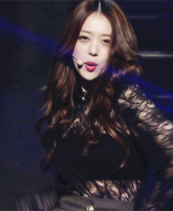 Suzy và Sulli đẹp cùng kiểu nữ thần: Người được công chúng tung hô, kẻ thành nữ hoàng thị phi - Ảnh 15. Suzy và Sulli đẹp cùng kiểu nữ thần: Người được công chúng tung hô, kẻ thành nữ hoàng thị phi - Ảnh 15.