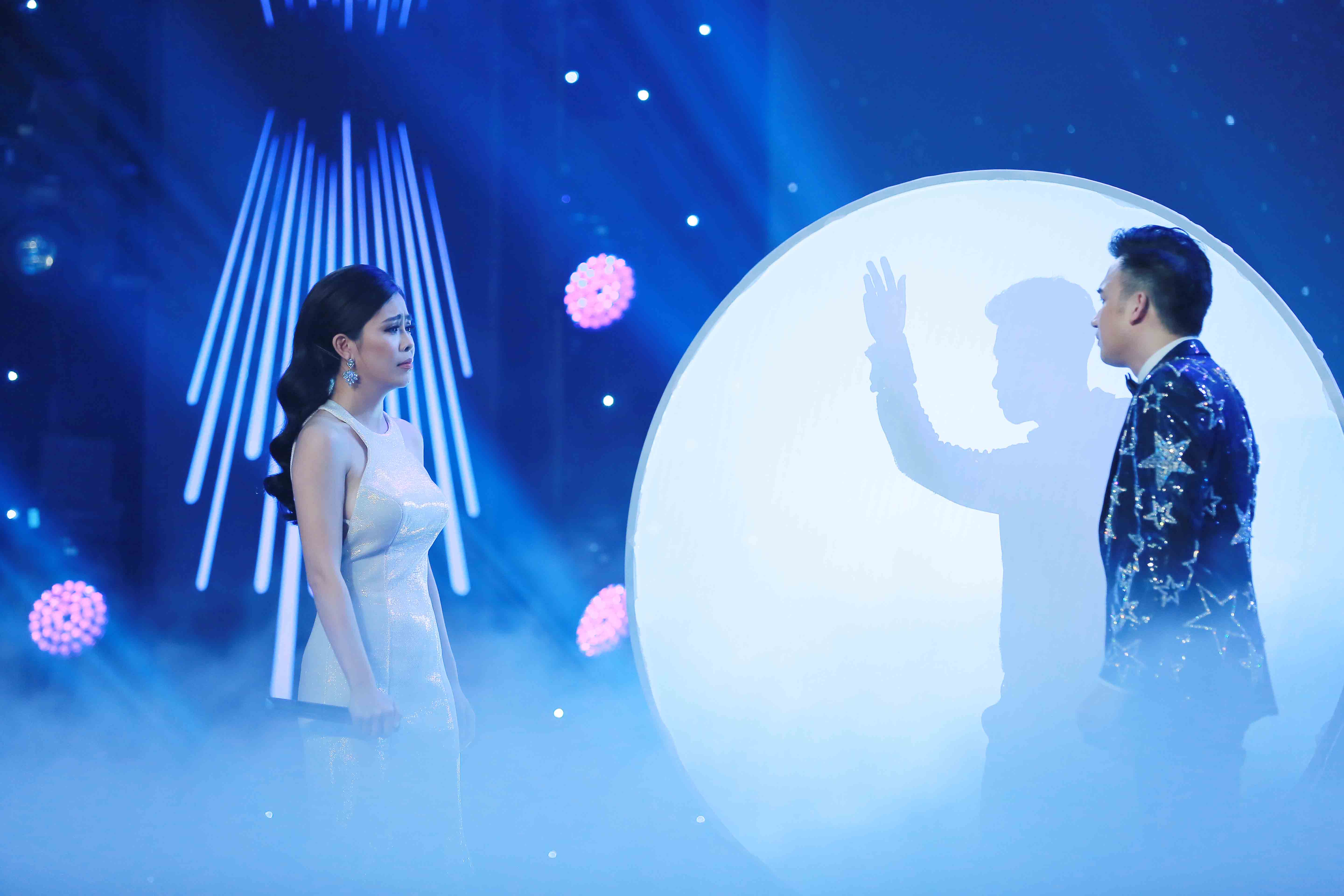 Đàm Vĩnh Hưng nghẹn giọng khi nhắc đến hoàn cảnh của Thanh Thảo trên truyền hình - Ảnh 11. Đàm Vĩnh Hưng nghẹn giọng khi nhắc đến hoàn cảnh của Thanh Thảo trên truyền hình - Ảnh 11.