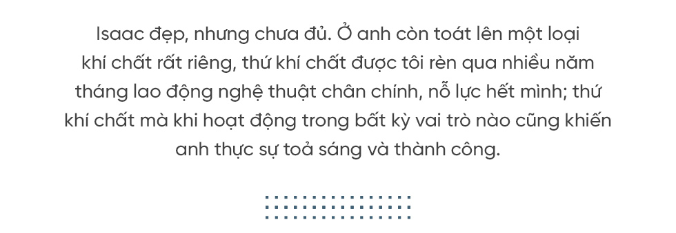 ISAAC - Từ chàng thanh niên đen nhẻm, gầy còm thành hoàng tử showbiz làm xiêu lòng biết bao cô gái - Ảnh 1. ISAAC - Từ chàng thanh niên đen nhẻm, gầy còm thành hoàng tử showbiz làm xiêu lòng biết bao cô gái - Ảnh 1.