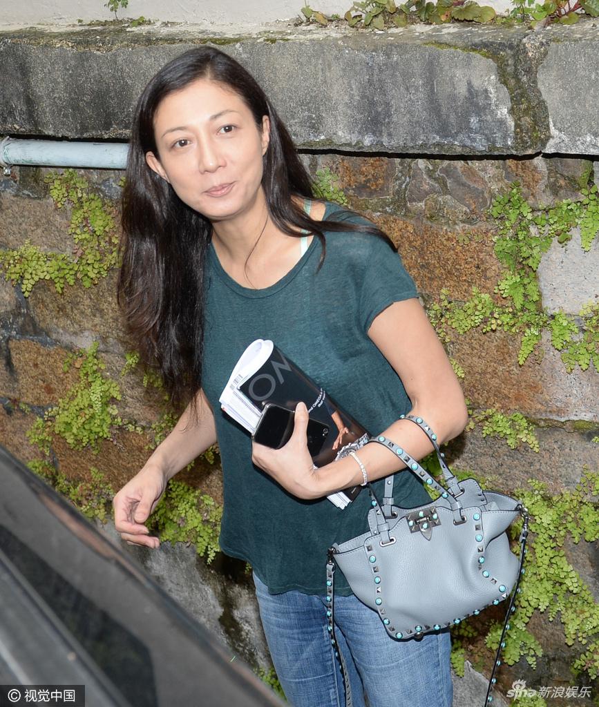 Thành Long trốn biệt trước câu hỏi của truyền thông về người con rơi hư hỏng - Ảnh 1. Thành Long trốn biệt trước câu hỏi của truyền thông về người con rơi hư hỏng - Ảnh 1.