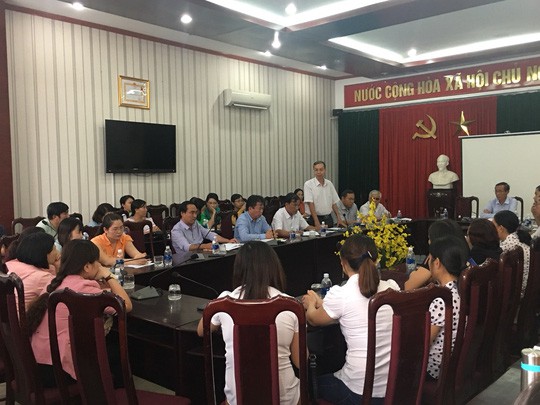 Trường mầm non cho trẻ ăn cơm mốc, đầu cá? - Ảnh 4. Trường mầm non cho trẻ ăn cơm mốc, đầu cá? - Ảnh 4.