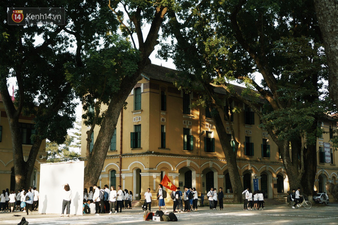 Ngôi trường lâu đời nhất Hà Nội - 110 năm qua vẫn vẹn nguyên vẻ đẹp yên bình, rêu phong và thách thức thời gian - Ảnh 3.