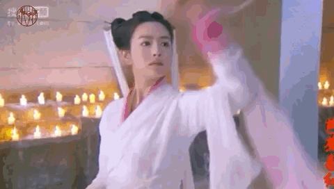Clip: Muôn kiểu đu dây của Tiểu Long Nữ qua từng phiên bản? Ấn tượng nhất vẫn là cô cô của Vu Chính! - Ảnh 3. Clip: Muôn kiểu đu dây của Tiểu Long Nữ qua từng phiên bản? Ấn tượng nhất vẫn là cô cô của Vu Chính! - Ảnh 3.